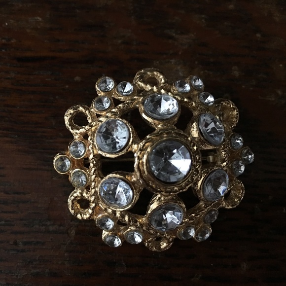 Brooch - Picture 1 of 1